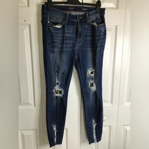 Judy Blue Skinny Fit Jeans 11/30 Distressed Leopard Insert Patch Stretch Denim